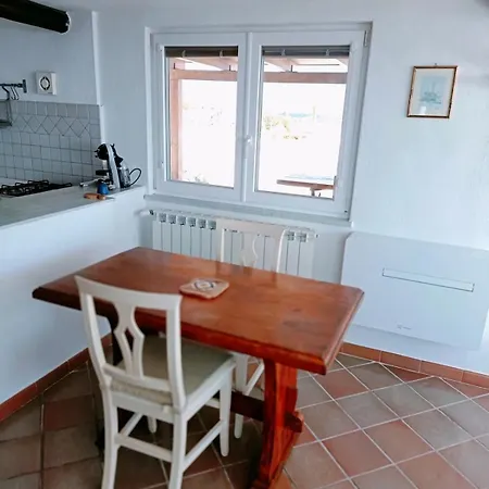 Mansarda Con Terrazza Davanti Castello Aragonese * Ίσκια