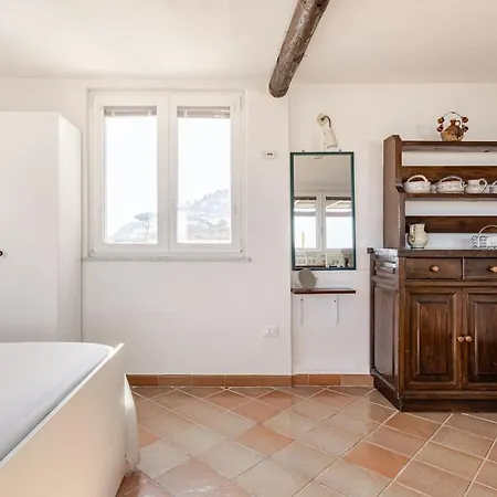 Mansarda Con Terrazza Davanti Castello Aragonese *