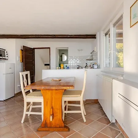 Mansarda Con Terrazza Davanti Castello Aragonese Appartamento Ischia