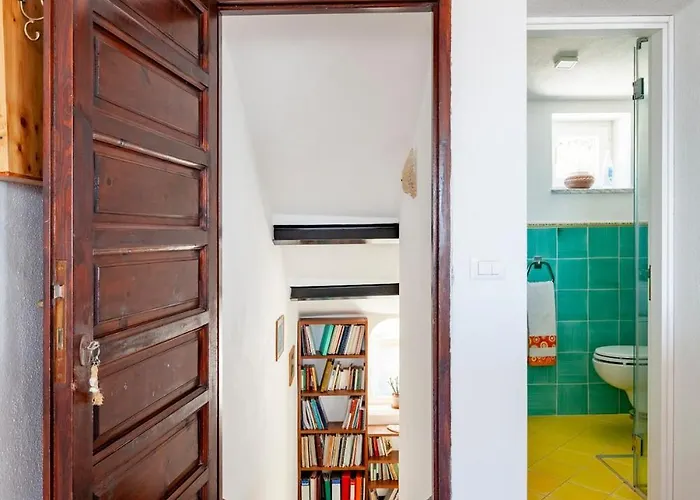 Mansarda Con Terrazza Davanti Castello Aragonese * Ίσκια