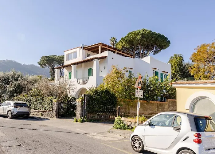 Mansarda Con Terrazza Davanti Castello Aragonese Διαμέρισμα Ίσκια