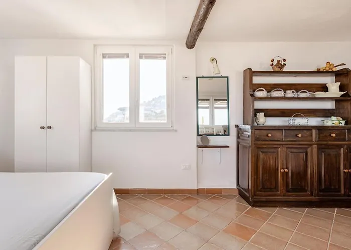 Mansarda Con Terrazza Davanti Castello Aragonese *