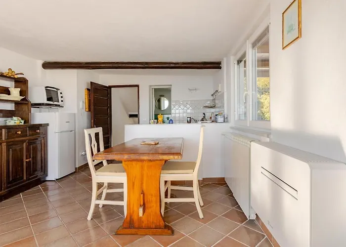 Mansarda Con Terrazza Davanti Castello Aragonese Διαμέρισμα Ίσκια