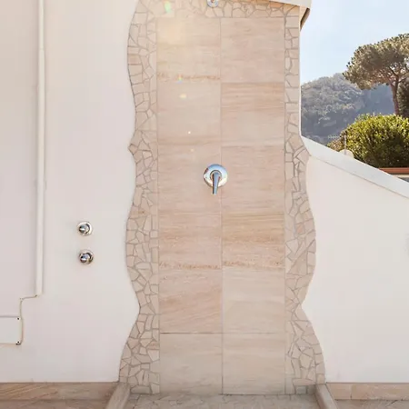 Mansarda Con Terrazza Davanti Castello Aragonese *